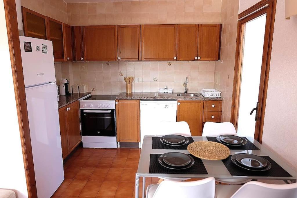 Apartamento Con Piscina L' Ancora カレリャ・デ・パラフルジェリ エクステリア 写真