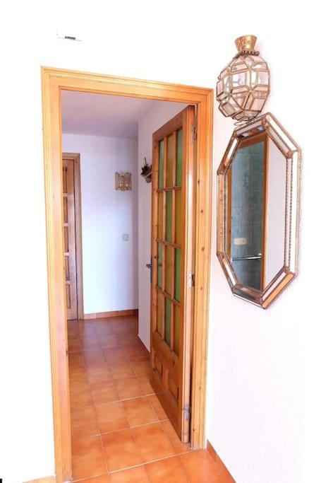 Apartamento Con Piscina L' Ancora カレリャ・デ・パラフルジェリ エクステリア 写真